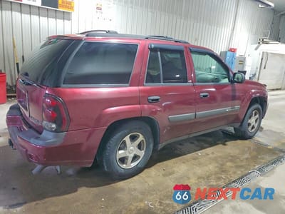Trzecie zdjęcie samochodu z tyłu: 2004 CHEVROLET TRAILBLAZER LS/LT VIN:1GNDT13S442351720 - miniatura