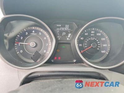Zdjęcie 9 z 12 samochodu: 2013 HYUNDAI ELANTRA GLS VIN:5NPDH4AE5DH154157 - miniatura