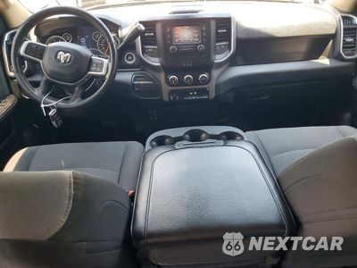 Zdjęcie 8 z 12 samochodu: 2020 RAM 2500 BIG HORN VIN:3C6UR5JL0LG141218 - miniatura