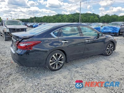 Trzecie zdjęcie samochodu z tyłu: 2017 NISSAN ALTIMA 2.5 SR VIN:1N4AL3AP1HC204962 - miniatura