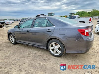 Drugie zdjęcie samochodu z przodu: 2014 TOYOTA CAMRY SE VIN:4T1BF1FK2EU331955 - miniatura