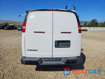 Zdjęcie 6 z 12 samochodu: 2019 CHEVROLET EXPRESS 2500 CARGO UTILITY / SERVICE VAN VIN:1GCWGAFP3K1234131 - miniatura