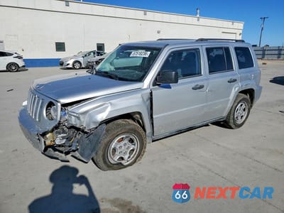 2008 JEEP PATRIOT SPORT 1J8FF28W98D636779 - główne zdjęcie licytacji z USA - miniatura