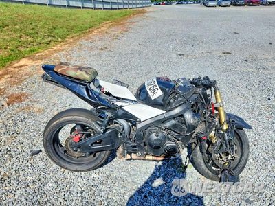 2004 HONDA CBR600 RR JH2PC37084M101662 - główne zdjęcie licytacji z USA - miniatura