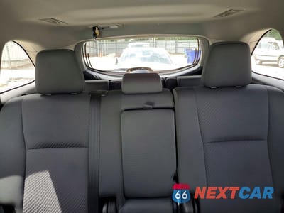 Zdjęcie 10 z 13 samochodu: 2018 TOYOTA HIGHLANDER LE VIN:5TDBZRFH9JS834119 - miniatura