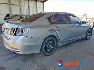 Trzecie zdjęcie samochodu z tyłu: 2016 HONDA ACCORD EX VIN:1HGCR2F77GA152723 - miniatura