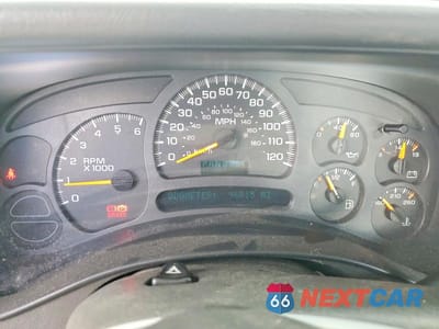 Zdjęcie 9 z 12 samochodu: 2004 GMC NEW SIERRA C1500 VIN:1GTEC14X44Z284924 - miniatura