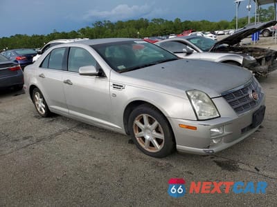 Czwarte zdjęcie samochodu z boku: 2008 CADILLAC STS VIN:1G6DA67V280197464 - miniatura
