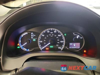 Zdjęcie 9 z 12 samochodu: 2015 LEXUS CT 200 VIN:JTHKD5BH3F2248252 - miniatura