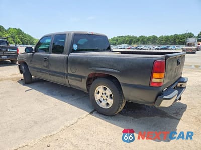Drugie zdjęcie samochodu z przodu: 2002 CHEVROLET SILVERADO C1500 VIN:2GCEC19V521142031 - miniatura
