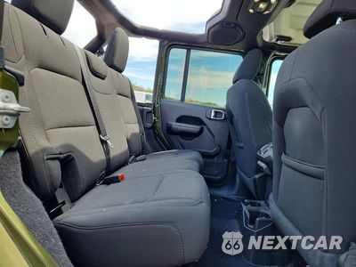 Zdjęcie 11 z 13 samochodu: 2021 JEEP WRANGLER UNLIMITED SPORT VIN:1C4HJXDN4MW758960 - miniatura