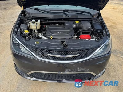 Zdjęcie 7 z 13 samochodu: 2017 CHRYSLER PACIFICA TOURING L VIN:2C4RC1BG8HR803588 - miniatura