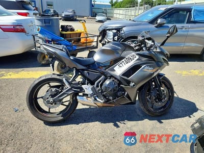 2023 KAWASAKI EX650 R ML5EXER13PDAB1080 - główne zdjęcie licytacji z USA - miniatura