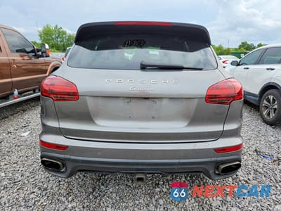 Zdjęcie 6 z 13 samochodu: 2016 PORSCHE CAYENNE VIN:WP1AA2A22GLA04233 - miniatura