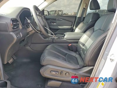 Zdjęcie 7 z 12 samochodu: 2025 HONDA PILOT TOURING VIN:5FNYG2H74SB010532 - miniatura
