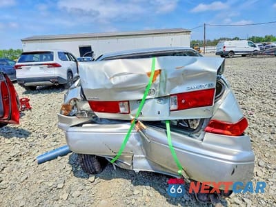 Zdjęcie 6 z 12 samochodu: 2001 TOYOTA CAMRY LE V6 VIN:JT2BF22K110294181 - miniatura