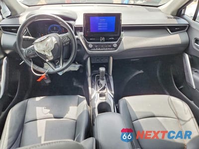 Zdjęcie 8 z 12 samochodu: 2024 TOYOTA COROLLA CROSS XLE VIN:7MUEAAAG3RV076493 - miniatura
