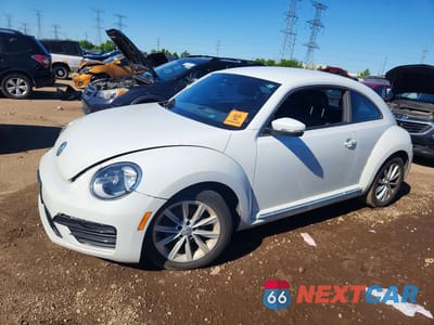 2018 VOLKSWAGEN BEETLE S 3VWFD7AT0JM709944 - główne zdjęcie licytacji z USA - miniatura