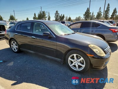Czwarte zdjęcie samochodu z boku: 2004 INFINITI G35 BASE VIN:JNKCV51E34M111113 - miniatura