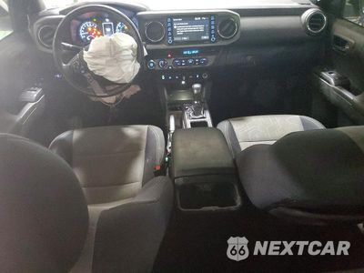 Zdjęcie 8 z 13 samochodu: 2022 TOYOTA TACOMA TRD SPORT VIN:3TYCZ5AN6NT072369 - miniatura