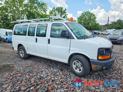 Czwarte zdjęcie samochodu z boku: 2007 GMC SAVANA G1500 VIN:1GKFG15T071204773 - miniatura