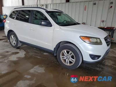 Czwarte zdjęcie samochodu z boku: 2012 HYUNDAI SANTA FE GLS VIN:5XYZGDABXCG117996 - miniatura