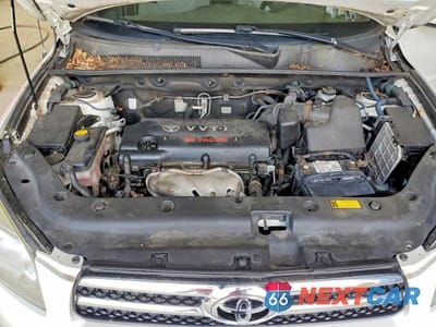 Zdjęcie 12 z 13 samochodu: 2008 TOYOTA RAV4 LIMITED VIN:JTMBD31V685195366 - miniatura
