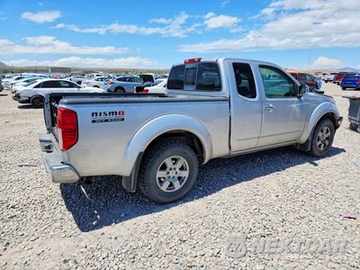 Trzecie zdjęcie samochodu z tyłu: 2005 NISSAN FRONTIER SE VIN:1N6AD06U05C447272 - miniatura