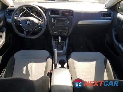 Zdjęcie 8 z 12 samochodu: 2018 VOLKSWAGEN JETTA S VIN:3VW2B7AJ4JM239016 - miniatura