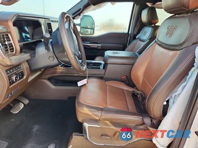 Zdjęcie 7 z 12 samochodu: 2024 FORD F250 SUPER DUTY VIN:1FT8W2BMXREC35860 - miniatura