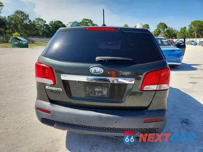 Zdjęcie 6 z 13 samochodu: 2011 KIA SORENTO LX VIN:5XYKT3A13BG119344 - miniatura