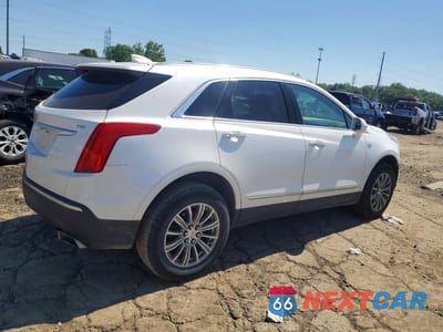 Trzecie zdjęcie samochodu z tyłu: 2018 CADILLAC XT5 LUXURY VIN:1GYKNCRS4JZ201343 - miniatura