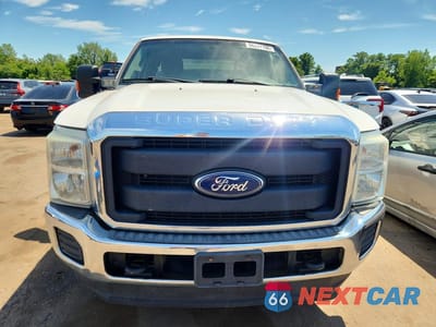 Piąte zdjęcie samochodu w środku: 2015 FORD F250 SUPER DUTY VIN:1FT7X2B69FEA92163 - miniatura