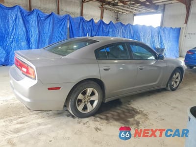 Trzecie zdjęcie samochodu z tyłu: 2013 DODGE CHARGER SE VIN:2C3CDXBGXDH690723 - miniatura
