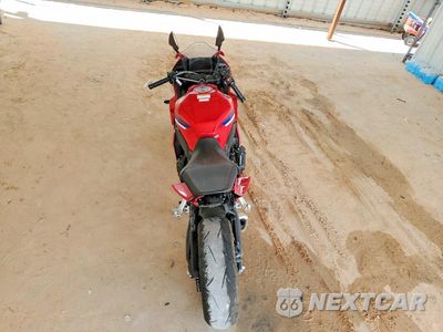 Zdjęcie 6 z 9 samochodu: 2026 HONDA CBR650 R VIN:MLHRH1558T5201451 - miniatura