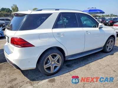 Trzecie zdjęcie samochodu z tyłu: 2016 MERCEDES-BENZ GLE 350 VIN:4JGDA5JBXGA671655 - miniatura