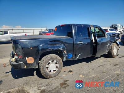 Trzecie zdjęcie samochodu z tyłu: 2007 GMC NEW SIERRA DENALI VIN:2GTEK638471689074 - miniatura