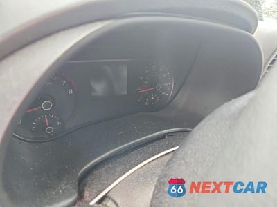 Zdjęcie 9 z 12 samochodu: 2020 KIA SOUL LX VIN:KNDJ23AU2L7708392 - miniatura