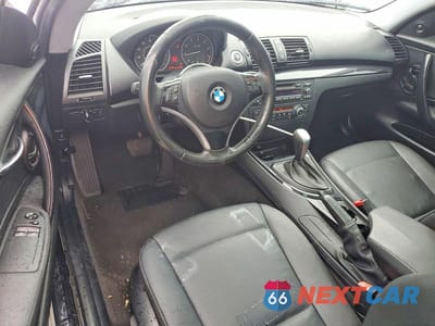 Zdjęcie 8 z 12 samochodu: 2010 BMW 128 I VIN:WBAUP9C57AVF49403 - miniatura