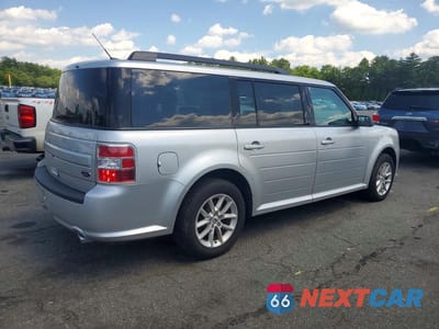 Trzecie zdjęcie samochodu z tyłu: 2018 FORD FLEX SE VIN:2FMGK5B83JBA03317 - miniatura