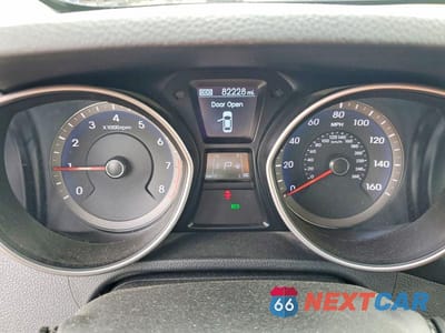 Zdjęcie 9 z 12 samochodu: 2013 HYUNDAI ELANTRA GT BASE VIN:KMHD35LE4DU129625 - miniatura