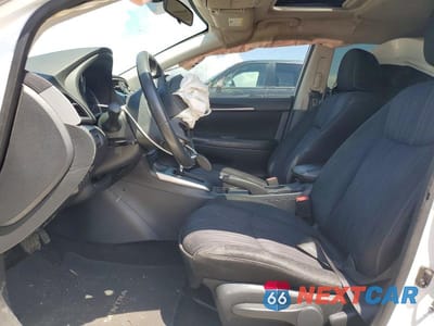Zdjęcie 7 z 12 samochodu: 2017 NISSAN SENTRA SV VIN:3N1AB7AP3HY229506 - miniatura