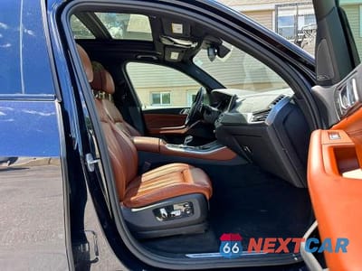 Zdjęcie 7 z 10 samochodu: 2021 BMW X5 XDRIVE45E VIN:5UXTA6C07M9E53785 - miniatura
