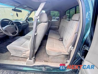 Zdjęcie 6 z 11 samochodu: 2003 TOYOTA TUNDRA ACCESS CAB SR5 VIN:5TBBT44163S430930 - miniatura