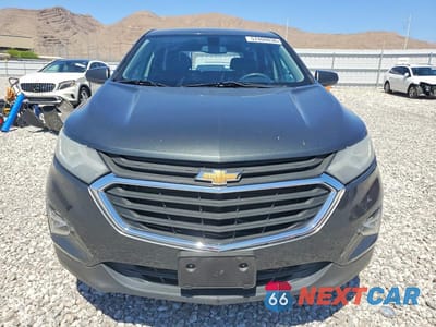 Piąte zdjęcie samochodu w środku: 2018 CHEVROLET EQUINOX LT VIN:3GNAXJEV1JS576661 - miniatura