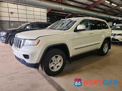 2011 JEEP GRAND CHEROKEE LAREDO 1J4RR4GG0BC525711 - główne zdjęcie licytacji z USA - miniatura