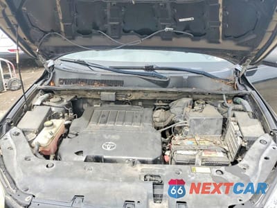 Zdjęcie 12 z 13 samochodu: 2011 TOYOTA RAV4 SPORT VIN:JTMRK4DV3B5102851 - miniatura