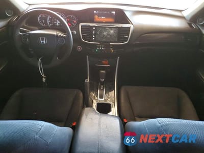 Zdjęcie 8 z 12 samochodu: 2017 HONDA ACCORD EX VIN:1HGCR2F79HA099265 - miniatura