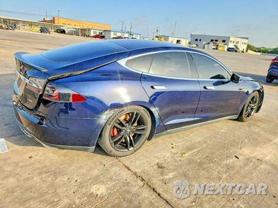 Trzecie zdjęcie samochodu z tyłu: 2013 TESLA MODEL S P85 VIN:5YJSA1DP2DFP27697 - miniatura