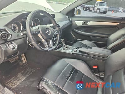Zdjęcie 8 z 12 samochodu: 2013 MERCEDES-BENZ C 250 VIN:WDDGJ4HB2DG005387 - miniatura